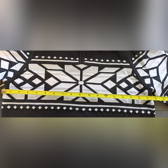 Nils Thredbo Sweater Nordic Black White 1/4 Zip Metallic Yarns Size Small 6 - Picture 7 of 7